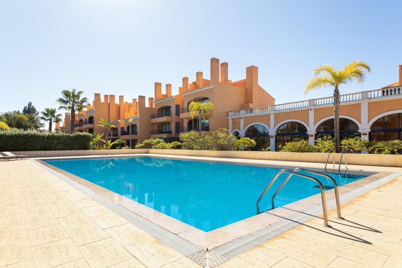 Al - Apartamento Vila Sol F5 E ヴィラモウラ エクステリア 写真